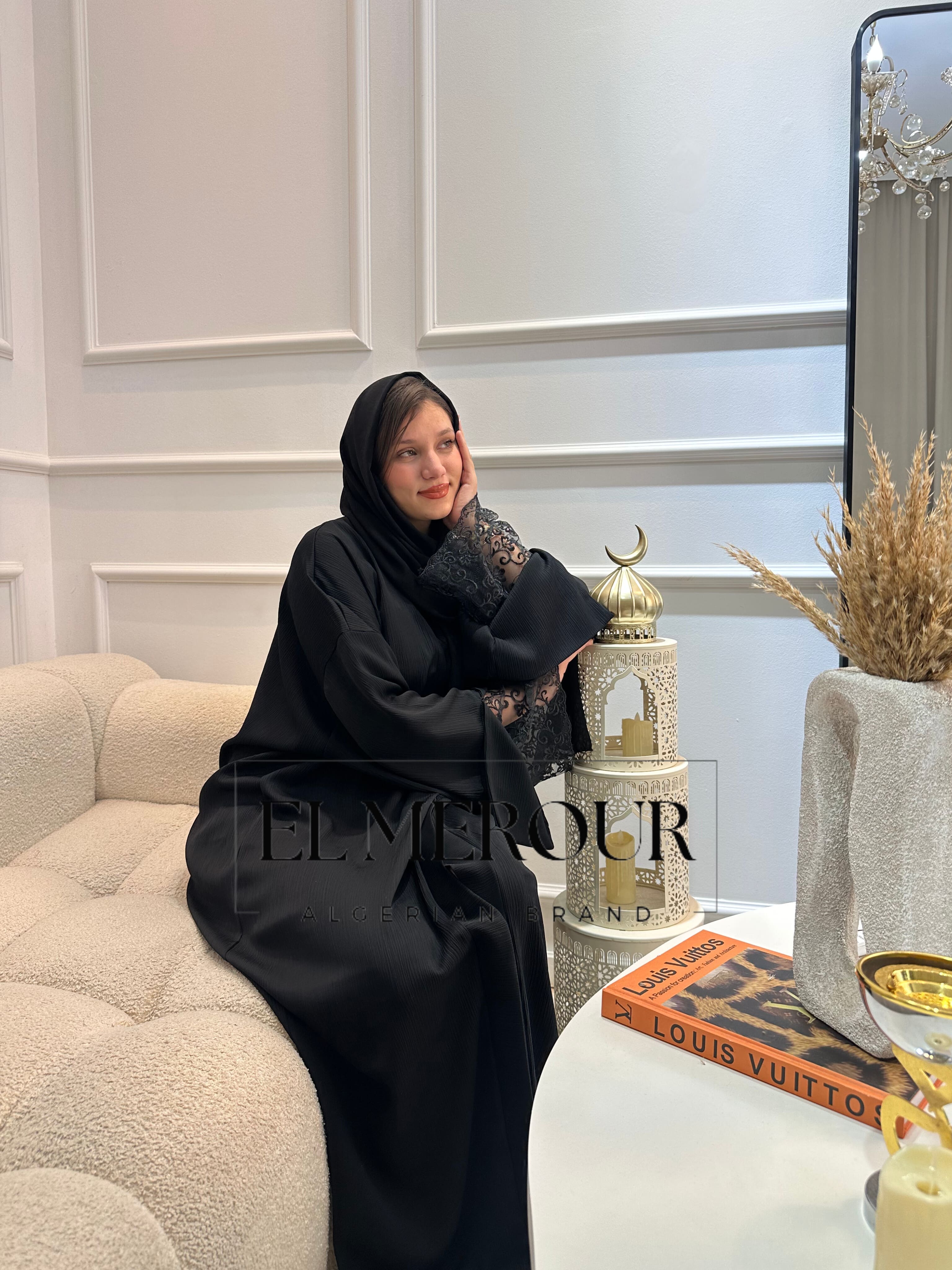Abaya Élégance Dentelle Noire