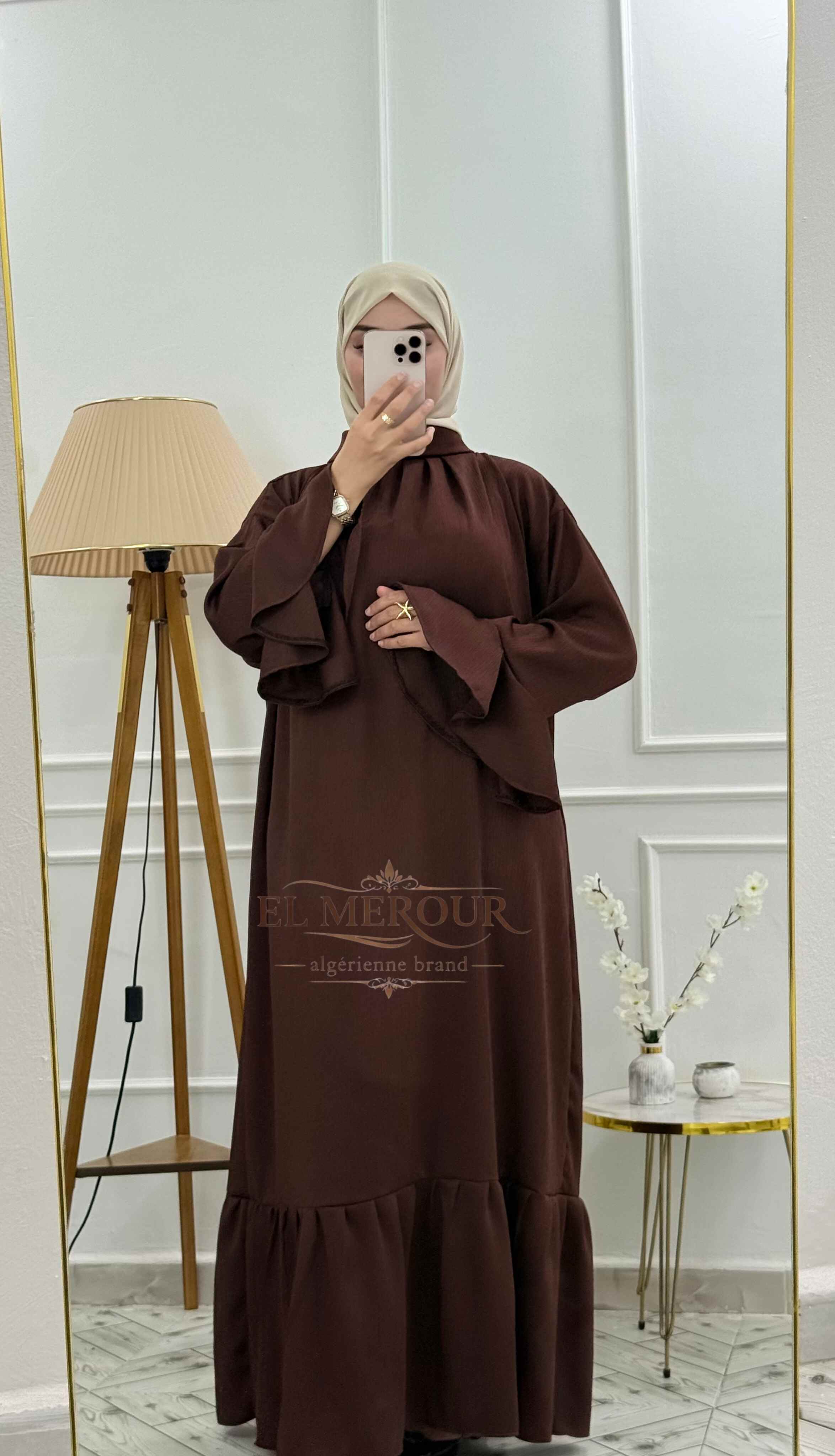 Robe modest volant