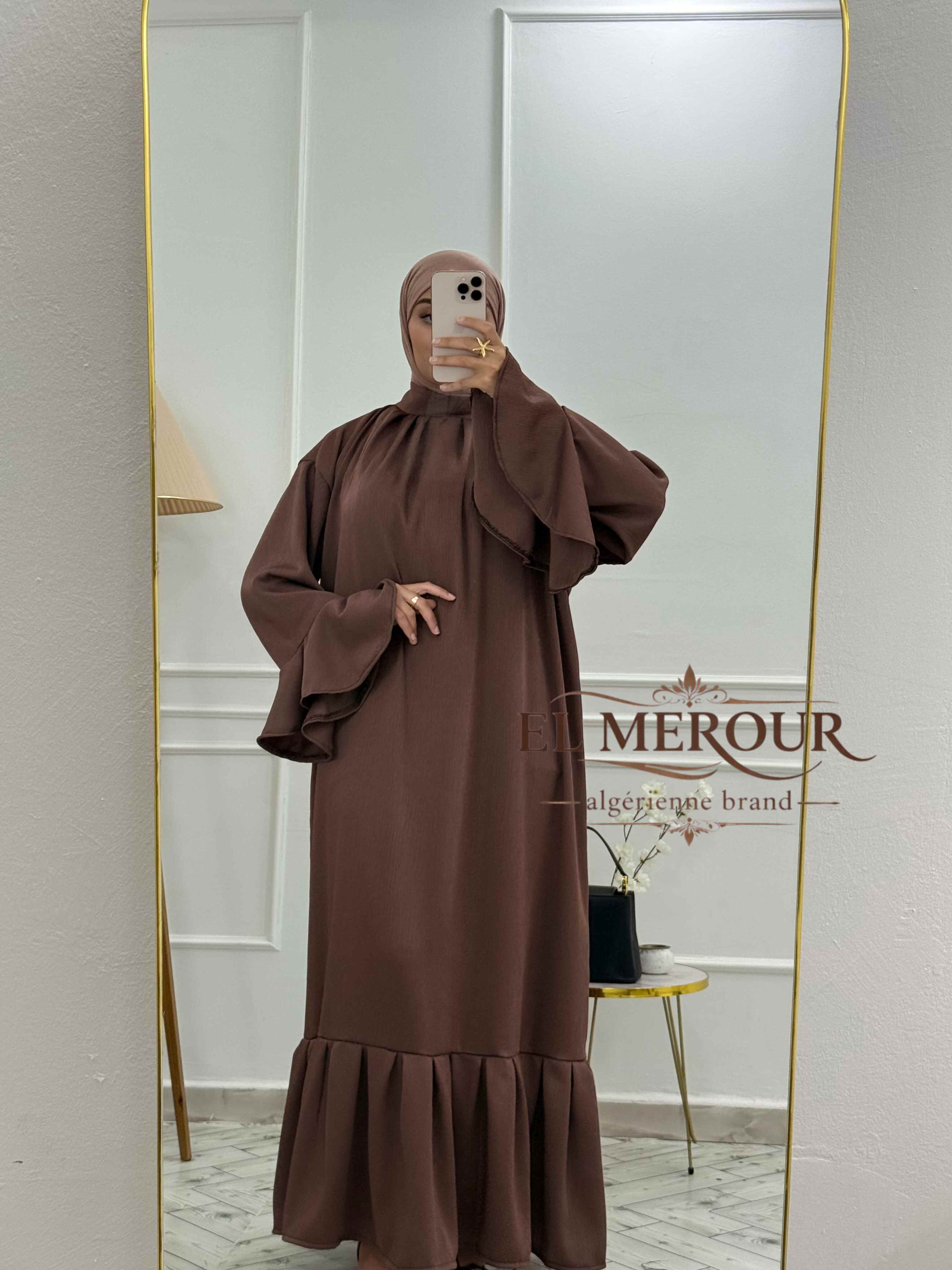 Robe modest volant